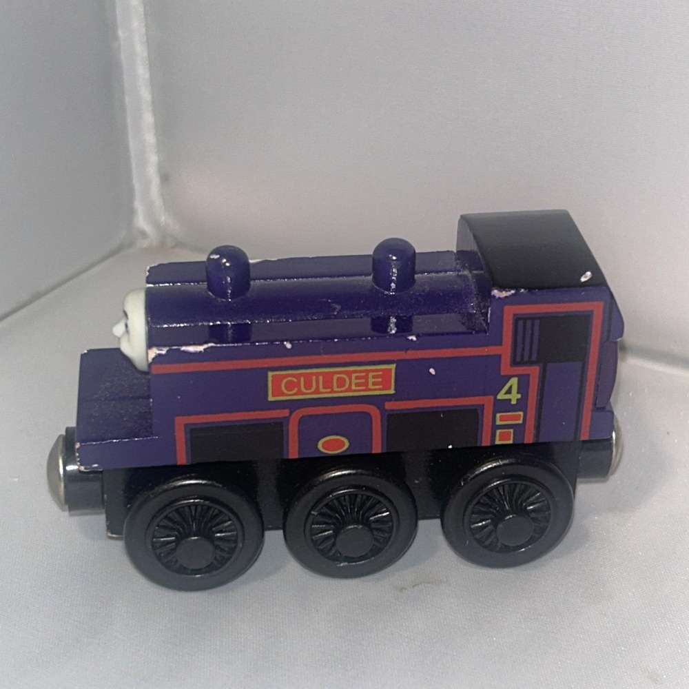 1999 Learning Curve Wooden Thomas Train 2 Faced Culdee!‎